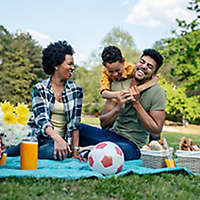 Family eating outside.