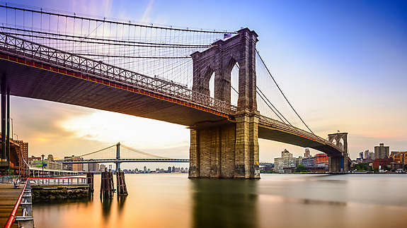 Image of the Brooklyn Bridge.