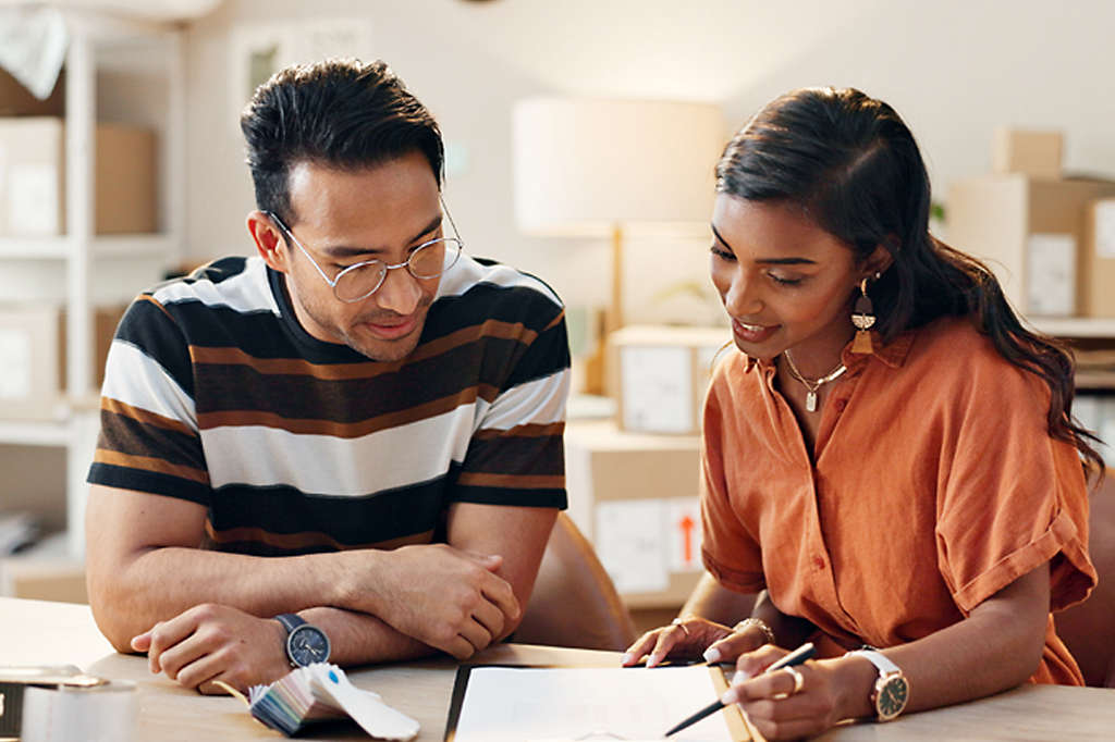 Someone selecting between two purchase options