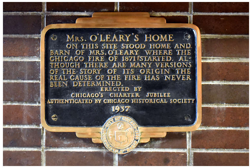 Plaque commemorating the Great Chicago Fire