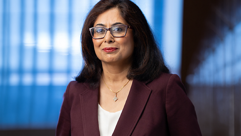 New York Life CIO Deepa Soni featured in Wall Street Journal