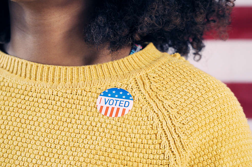 woman voting