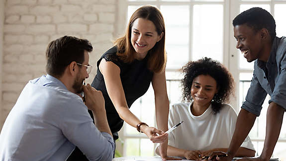Employees working together 