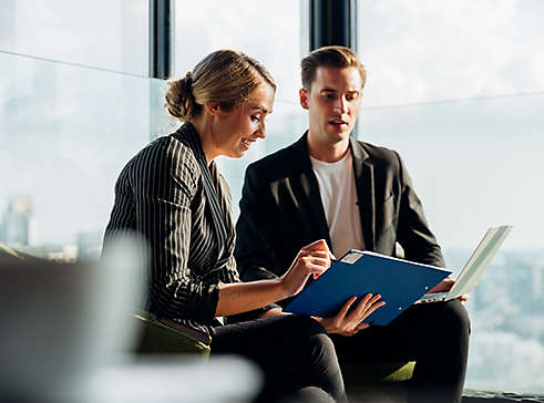 Person speaking with an advisor.