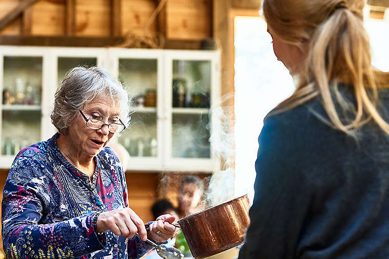 mom-and-daughter-cooking