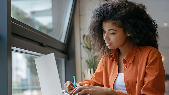 Student laptop studying office