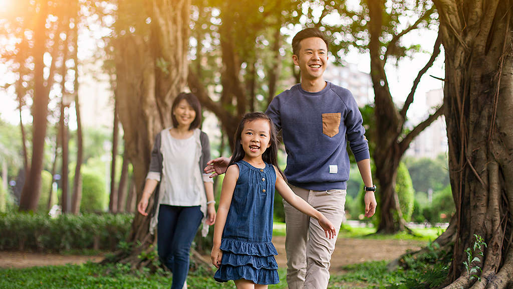 asian-family-in-park-16X9