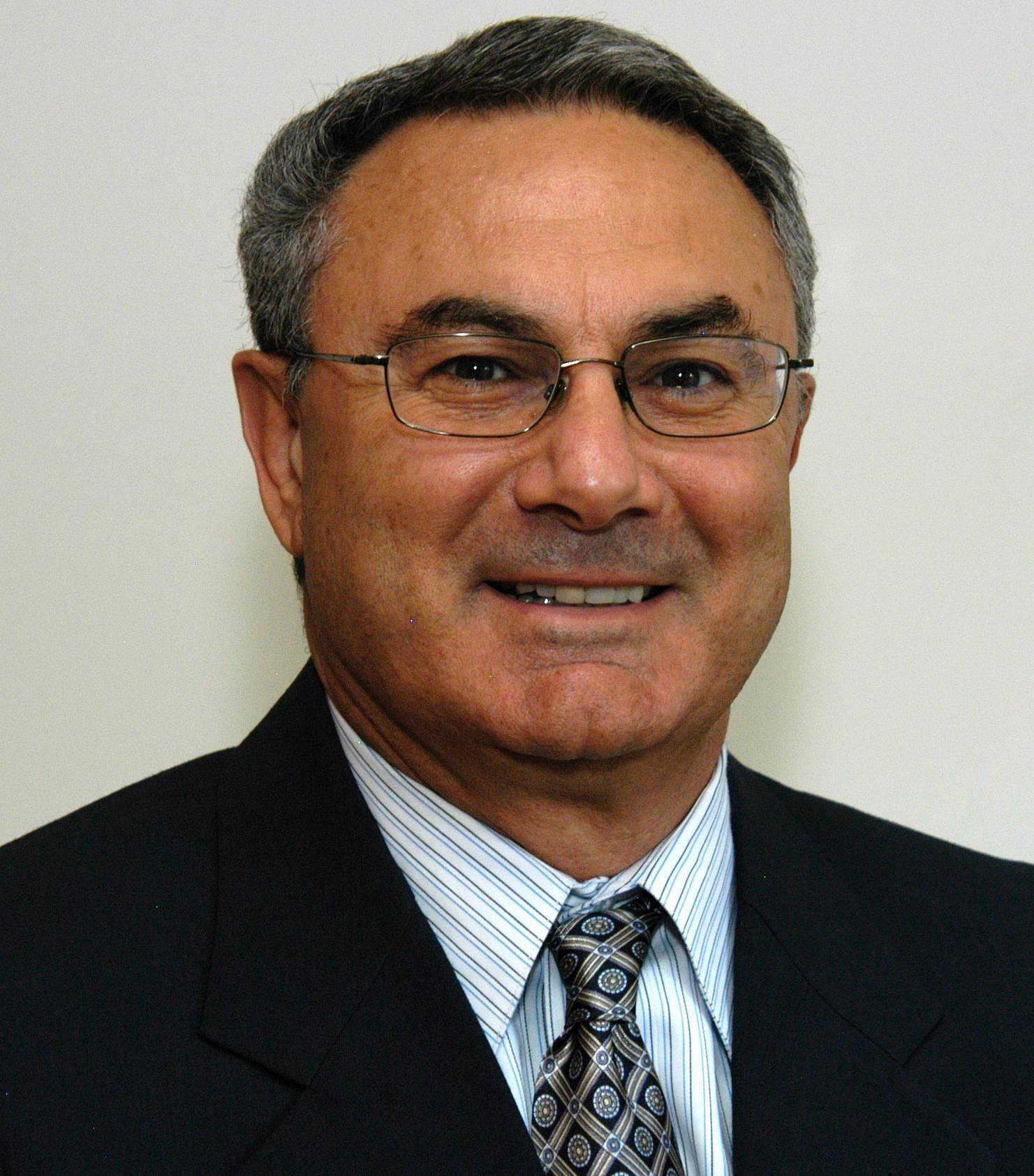 Headshot of Moshe   Matatyaou