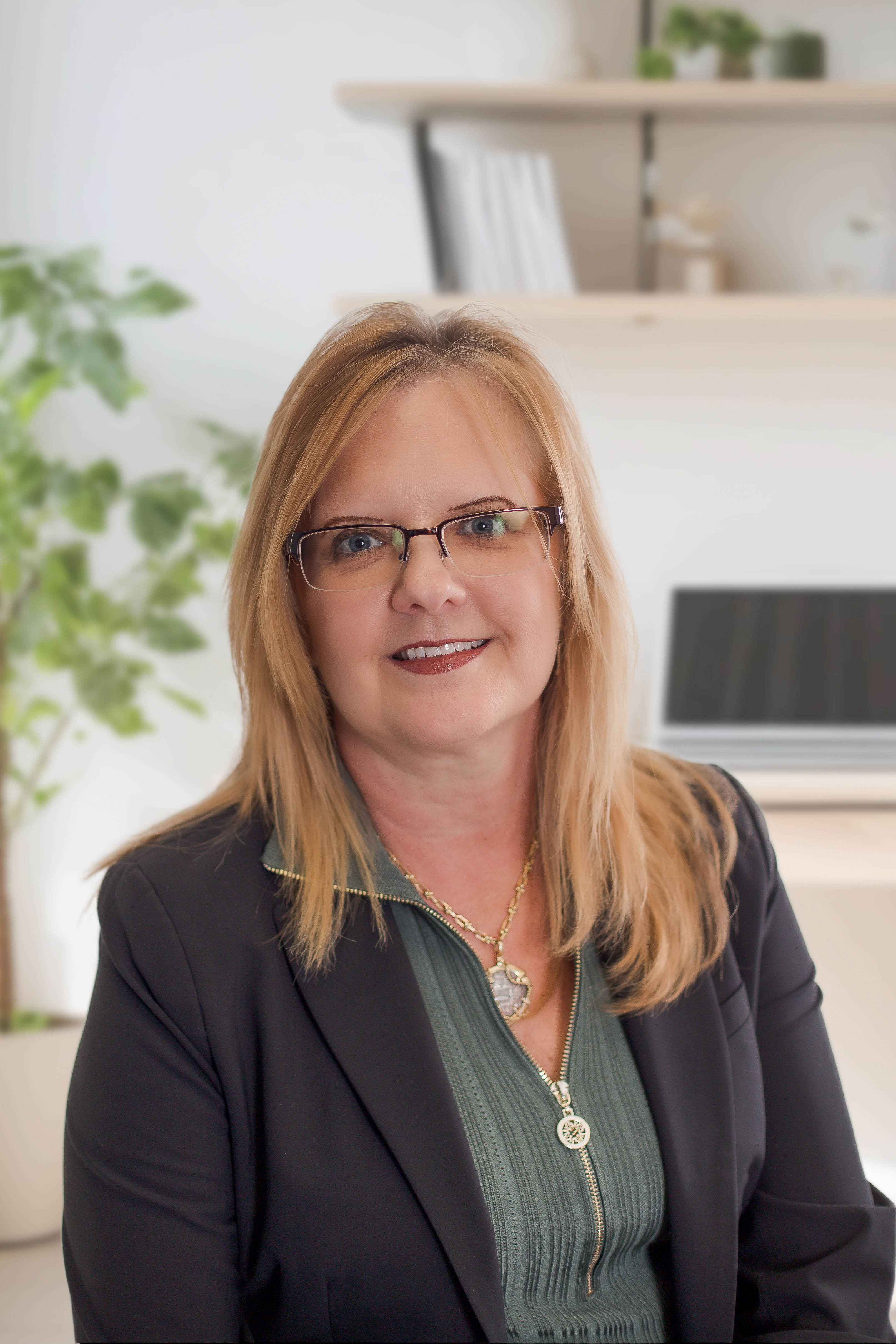 Headshot of Sharon   Combs