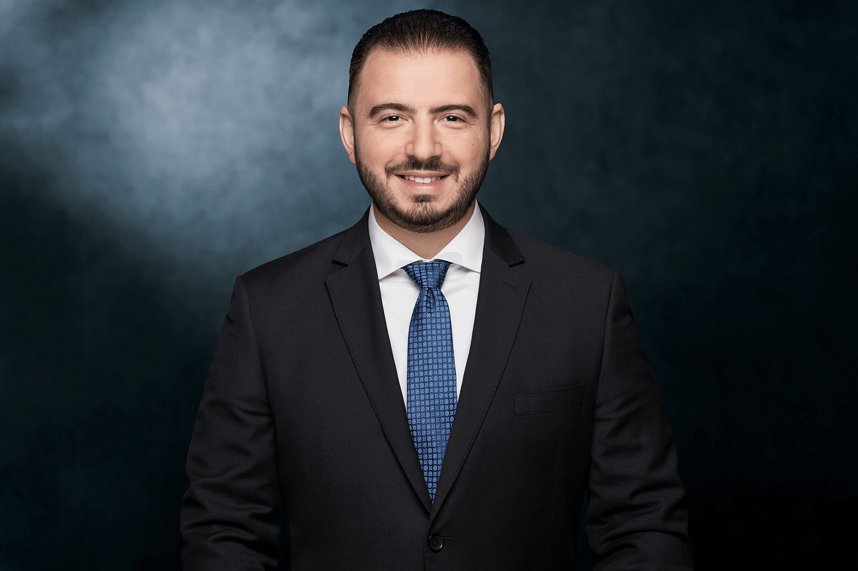 Headshot of Jerry Khachoyan