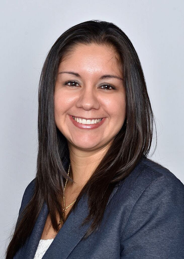 Headshot of Lourdes   Martinez