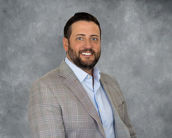 Headshot of Tab Ballard