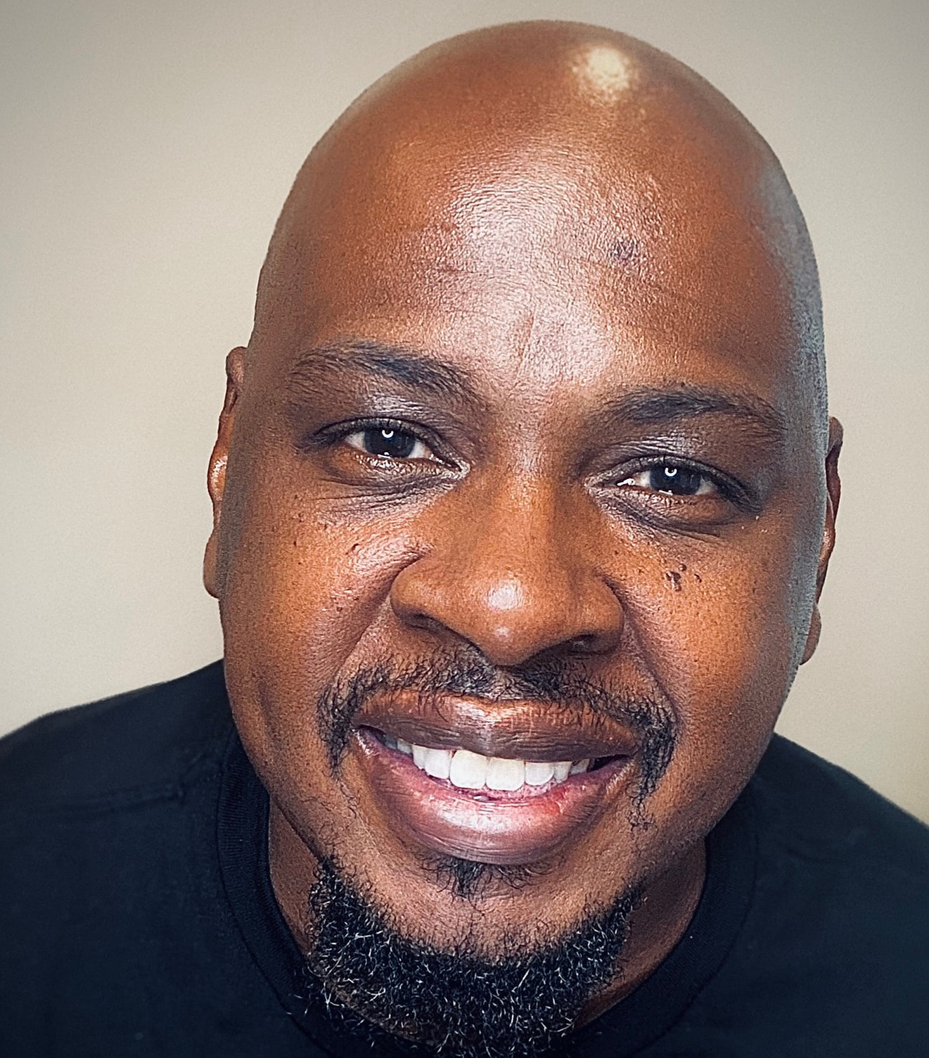 Headshot of Kyle Scott