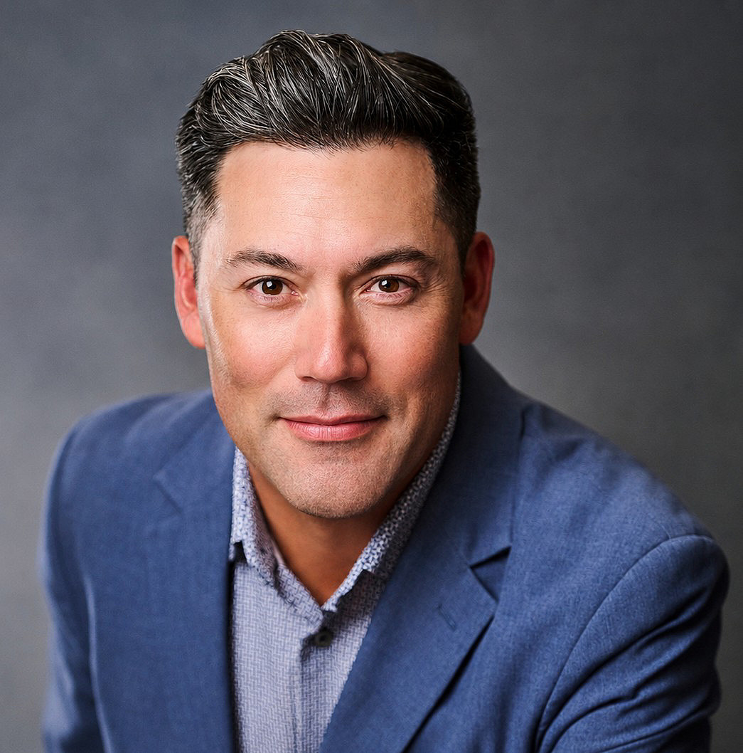 Headshot of Austin  Russell Bustamante