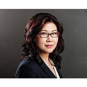 GLORIA HYUN BAHK New York Life Senior Partner