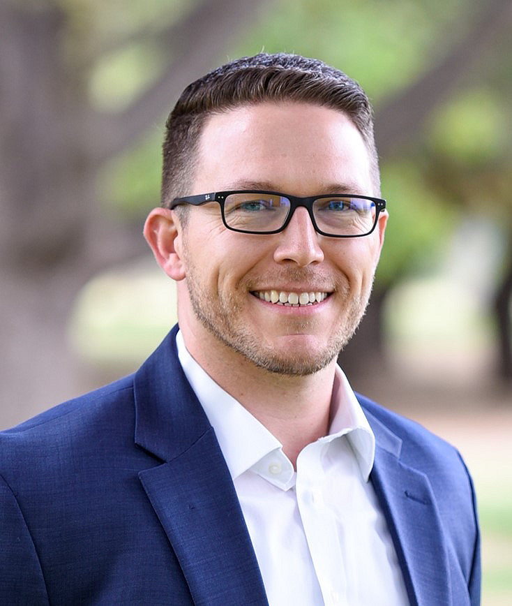 Headshot of Sean Andersen