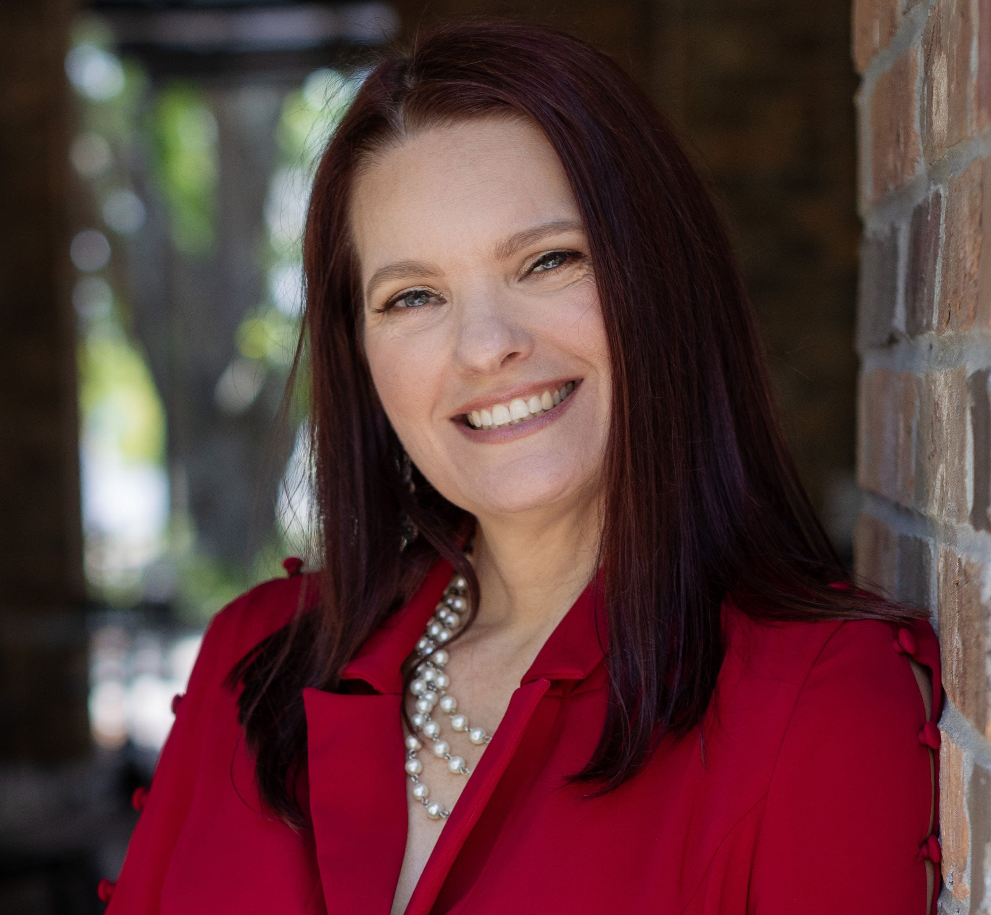 Headshot of Jennifer L. Taranto