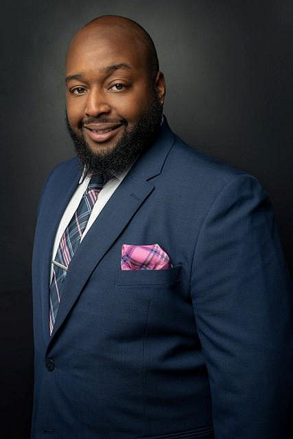 Headshot of Calvin Sales