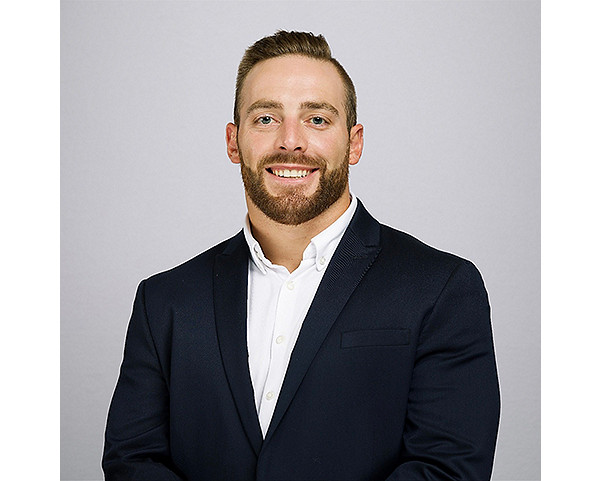 Headshot of Gavin Landry