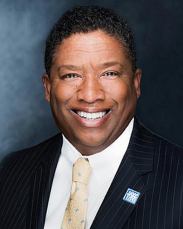 Headshot of Roderick   Carr