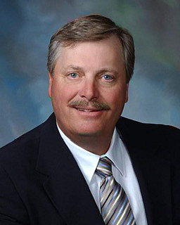 Headshot of Wayne Brander