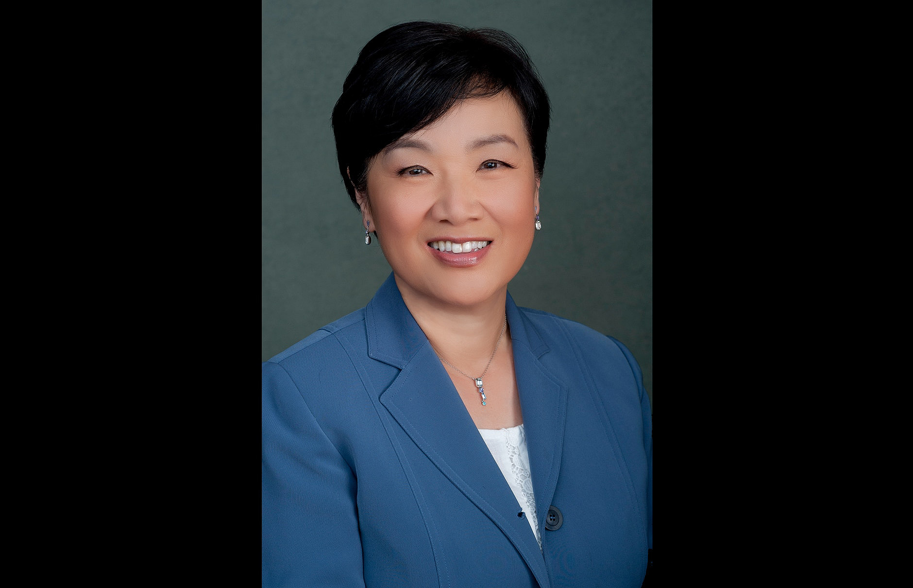 Headshot of Christine Lee