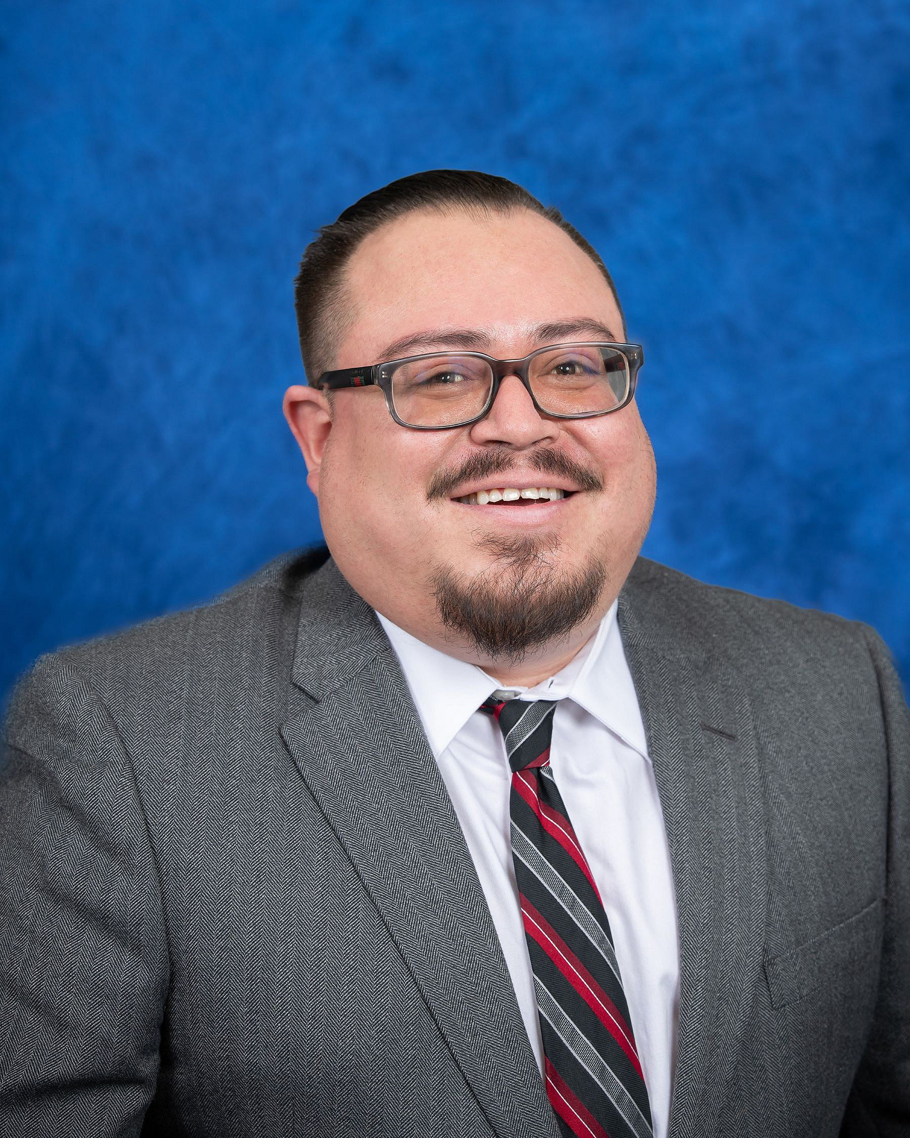 Headshot of Armando Luis Reyes