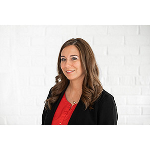 LAURA MOLDOVAN Your Financial Professional & Insurance Agent