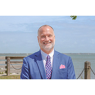 LEE HOLMAN MULLINAX Your Registered Representative & Insurance Agent